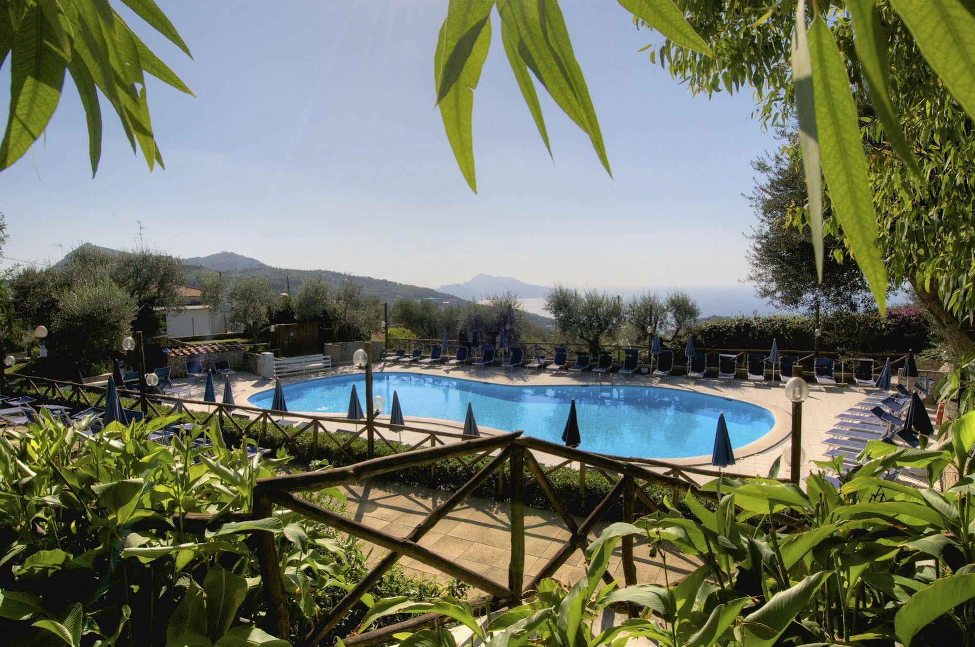 Freedom Holiday Residence Massa Lubrense Kültér fotó